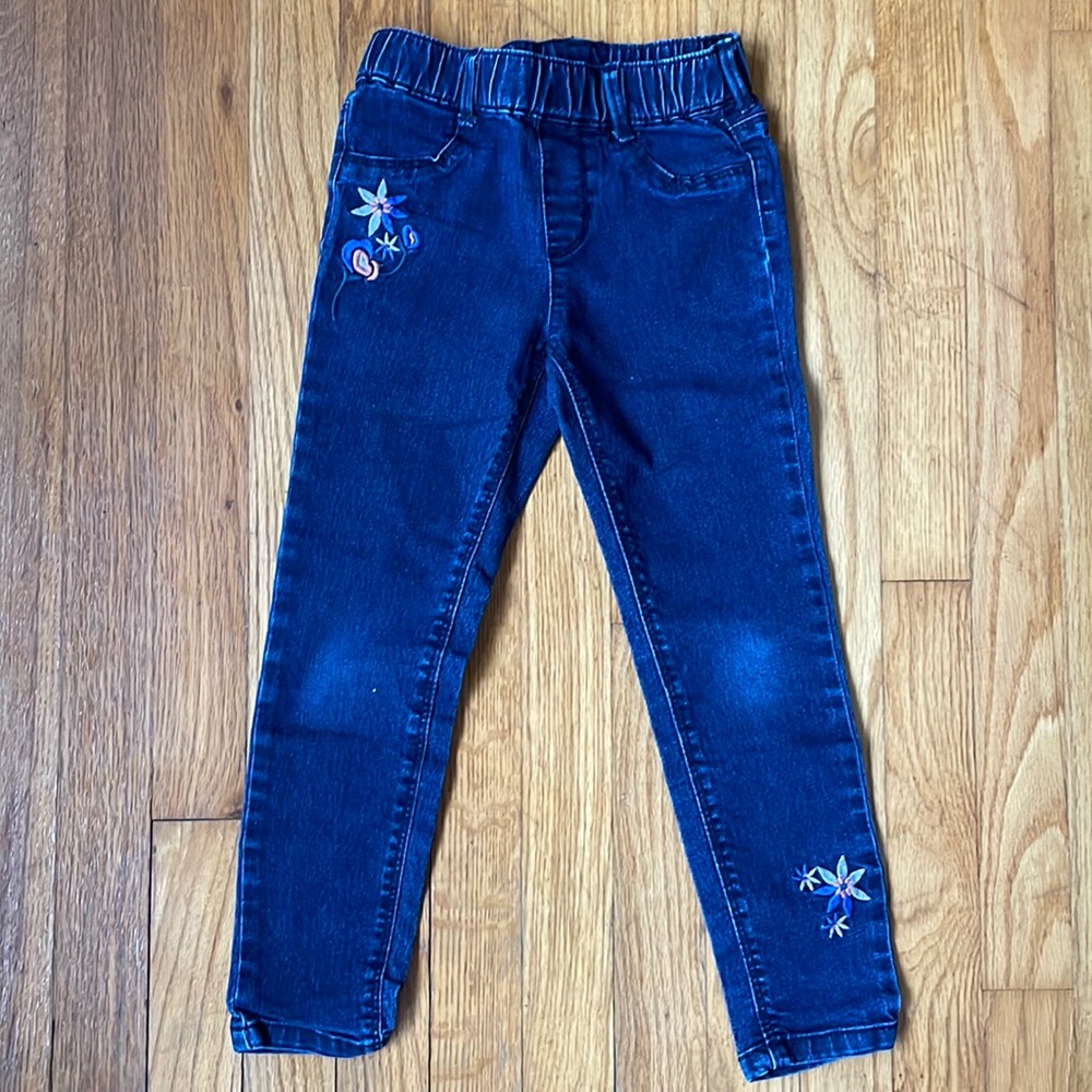 GYMBOREE Embroidered denim pull-up jean Girls size 6